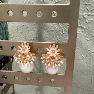 Elegant Floral Pearl Earrings